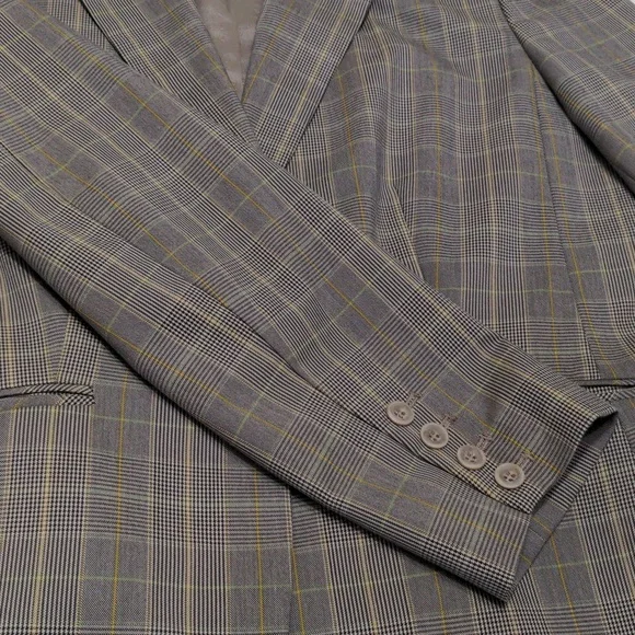 Ann Taylor plaid blazer. Size 10. - Picture 3 of 6